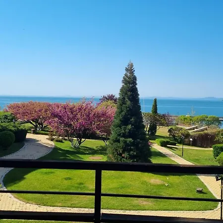 Luxsus Diamond アパート *